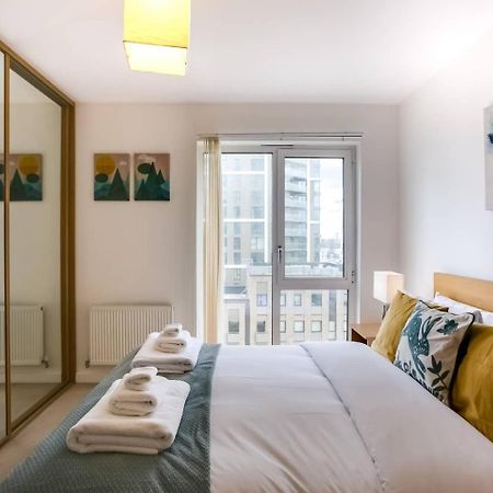Guestready - Comfort By The Thames, W/ Balcony Лондон Экстерьер фото