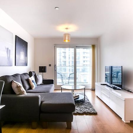 Guestready - Comfort By The Thames, W/ Balcony Лондон Экстерьер фото