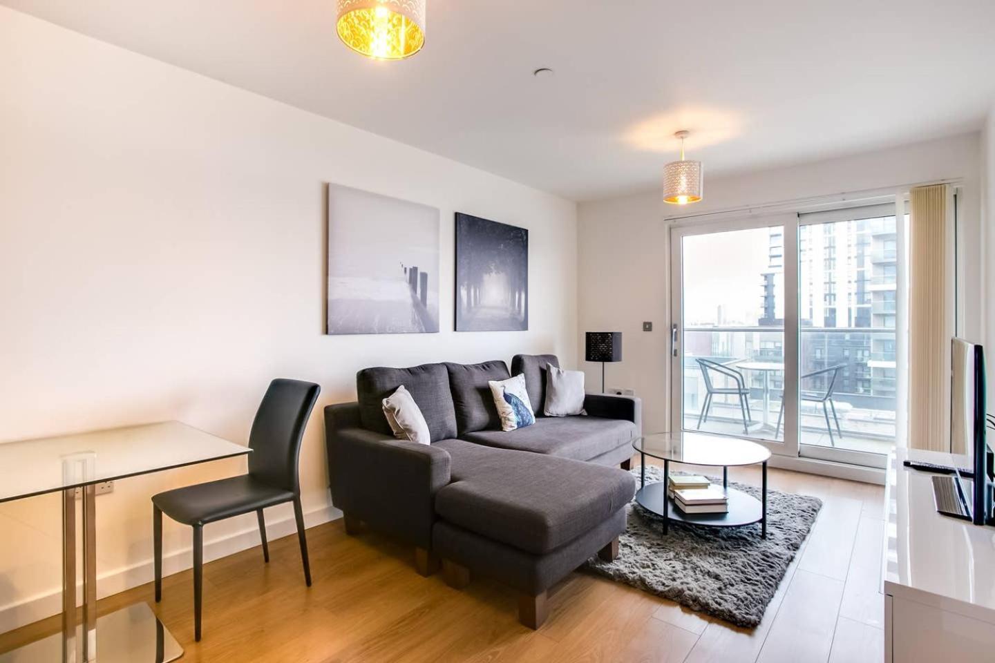 Guestready - Comfort By The Thames, W/ Balcony Лондон Экстерьер фото
